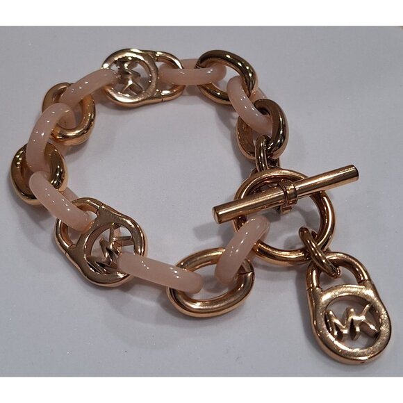 EUC Michael Kors Fulton Gold-Tone and Blush Links Toggle Bracelet - Picture 3 of 7